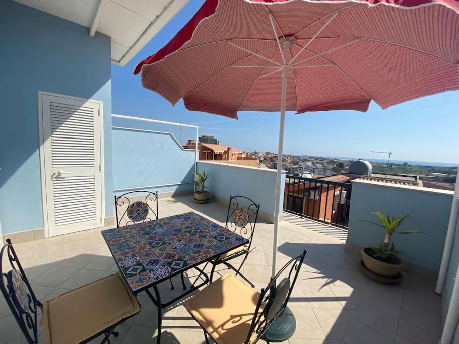 La Terrazza Di Mariel Apartment Pachino Exterior photo